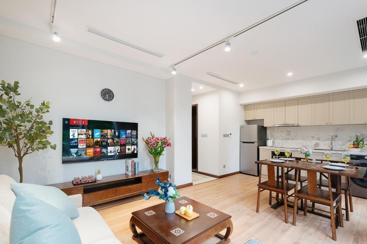 Margaery Boutique Apartment & Skyon9 Rooftop Bar ฮานอย ภายนอก รูปภาพ