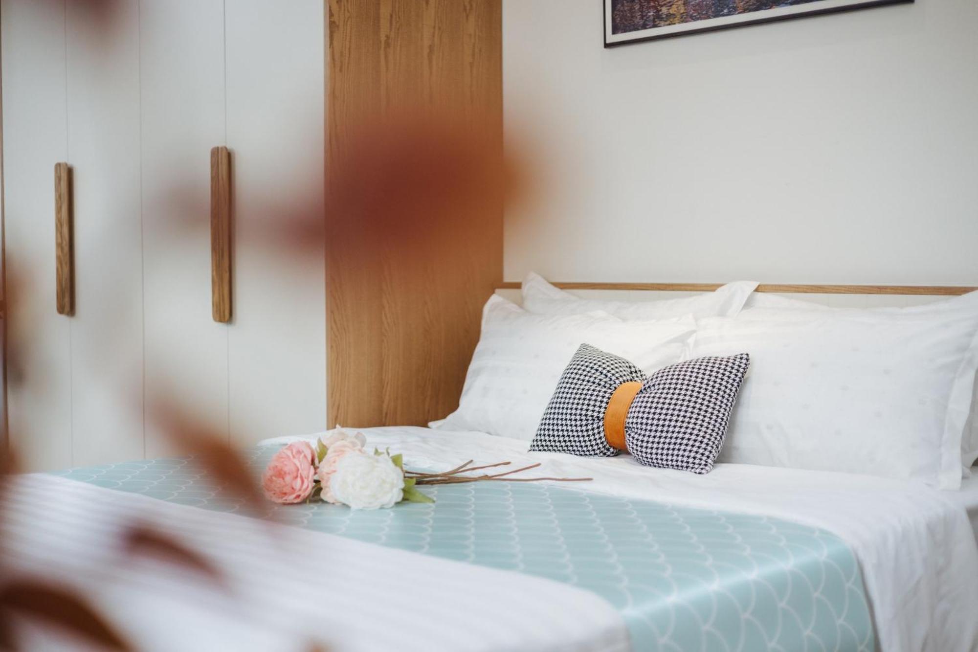 Margaery Boutique Apartment & Skyon9 Rooftop Bar ฮานอย ภายนอก รูปภาพ